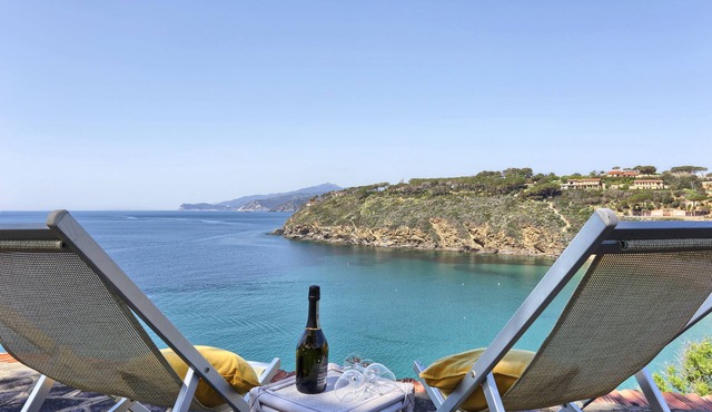special offer elba island mono directly on the sea free wifi