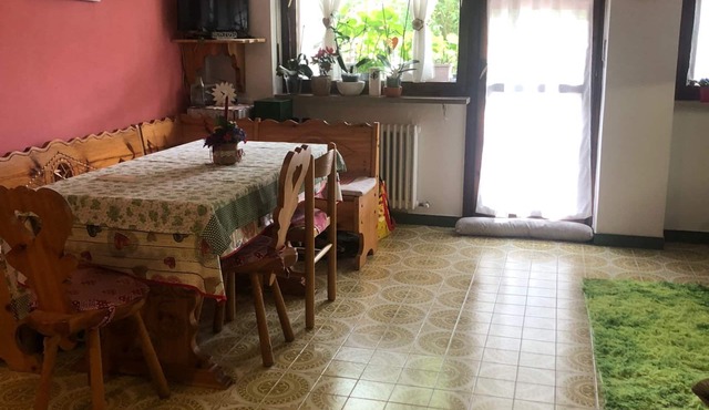 Studio Apartment 'L'oasi Dei Larici' with Shared Garden and Balcony