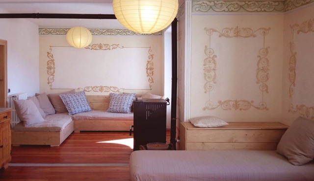 Suggestive frescoed apartment in the Bormio-Bagni Vecchi area