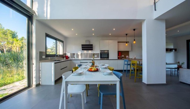 SUNSET Villa in Grimaud