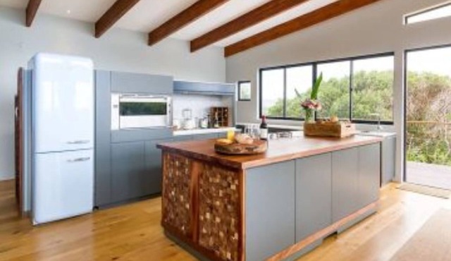 Sweeping Beachfront Views over Noordhoek and beyond