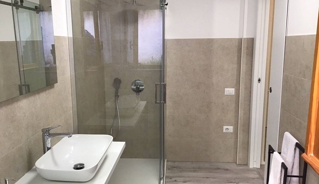 The Park Entire apartment with separate entrance CIN IT095047C2000R1207