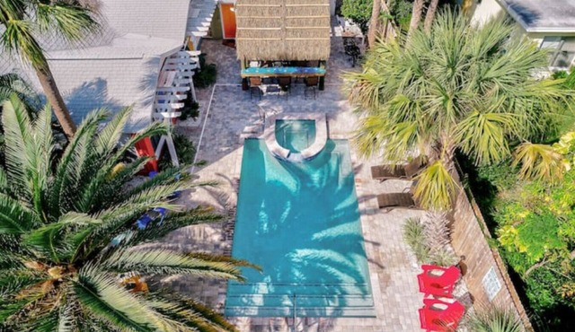 The Seaside Retreat Cottages are just across the street from Indian Rocks Beach!
