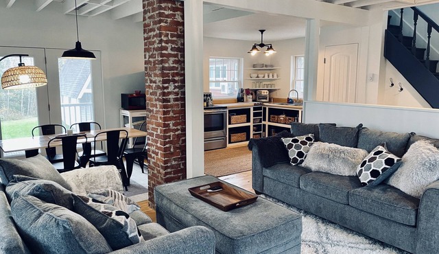 This cozy home is the perfect location for your next getaway.