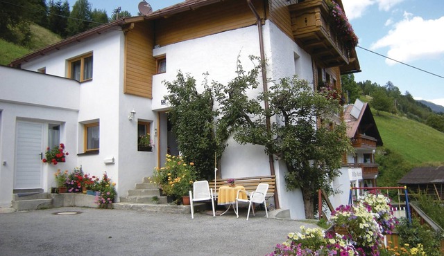 This spacious, rustic and cozy furnished vacation apartment over 2 floors you will find in a quiet h