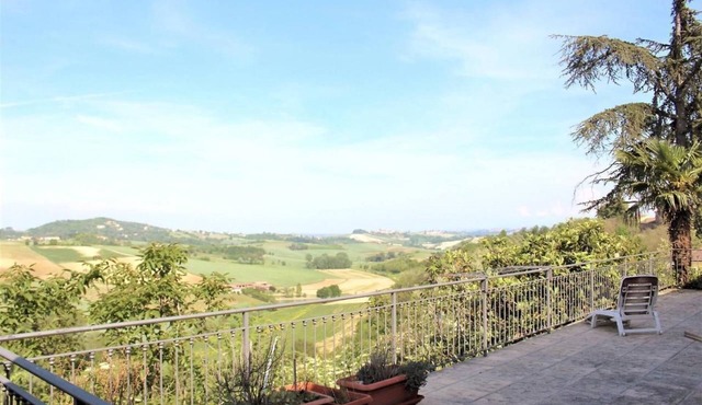 Typical Monferrato apartment among the Vineyards