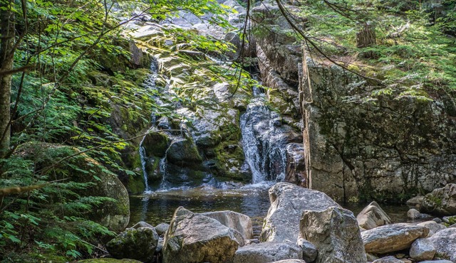 Unique Off-grid stay in the heart of the White Mountain National Forest