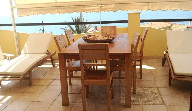Villa Marina on the waterfront I.U.N. code R9661