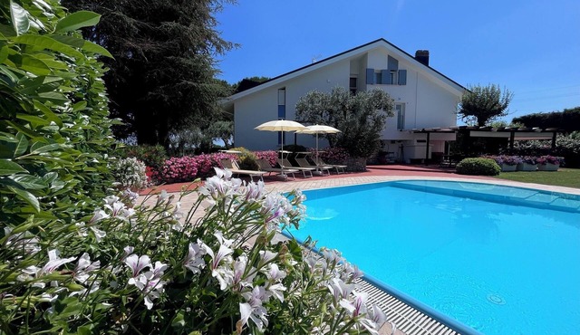 VillaPronti - Elegant Villa with Pool for vacations between sea and hills - Rimini