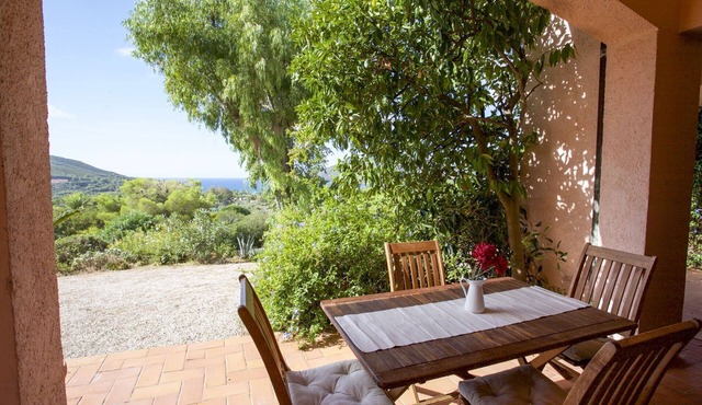 Villino a Lacona with sea view 4/6 beds