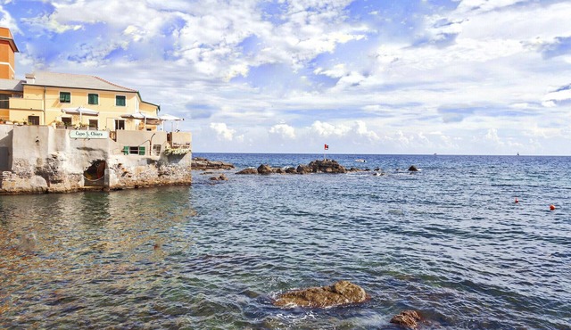 ViviBoccadasse - Glicine by Wonderful Italy