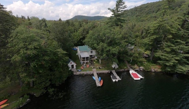 Waterfront cottage on beautiful Vermont lake