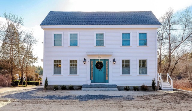 Welcome to Willow Brook Farm. A completely updated 1790 farmhouse!