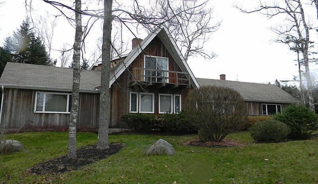 Year Round Home in Desirable Seawood Park