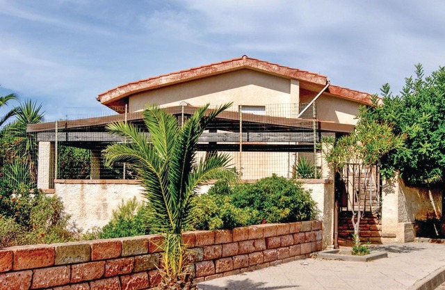 2 bedroom accommodation in Porto Alabe OR