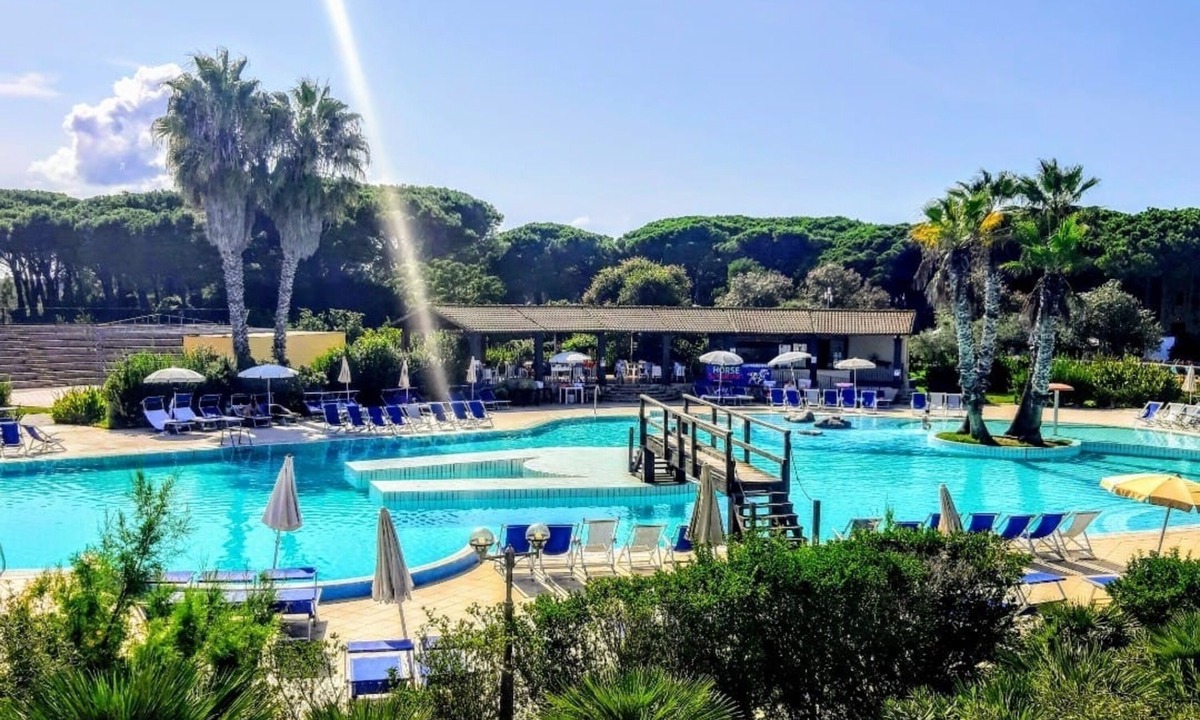 Arborea Villa | 7 Ala Birdi Cottage 150m From The Sea