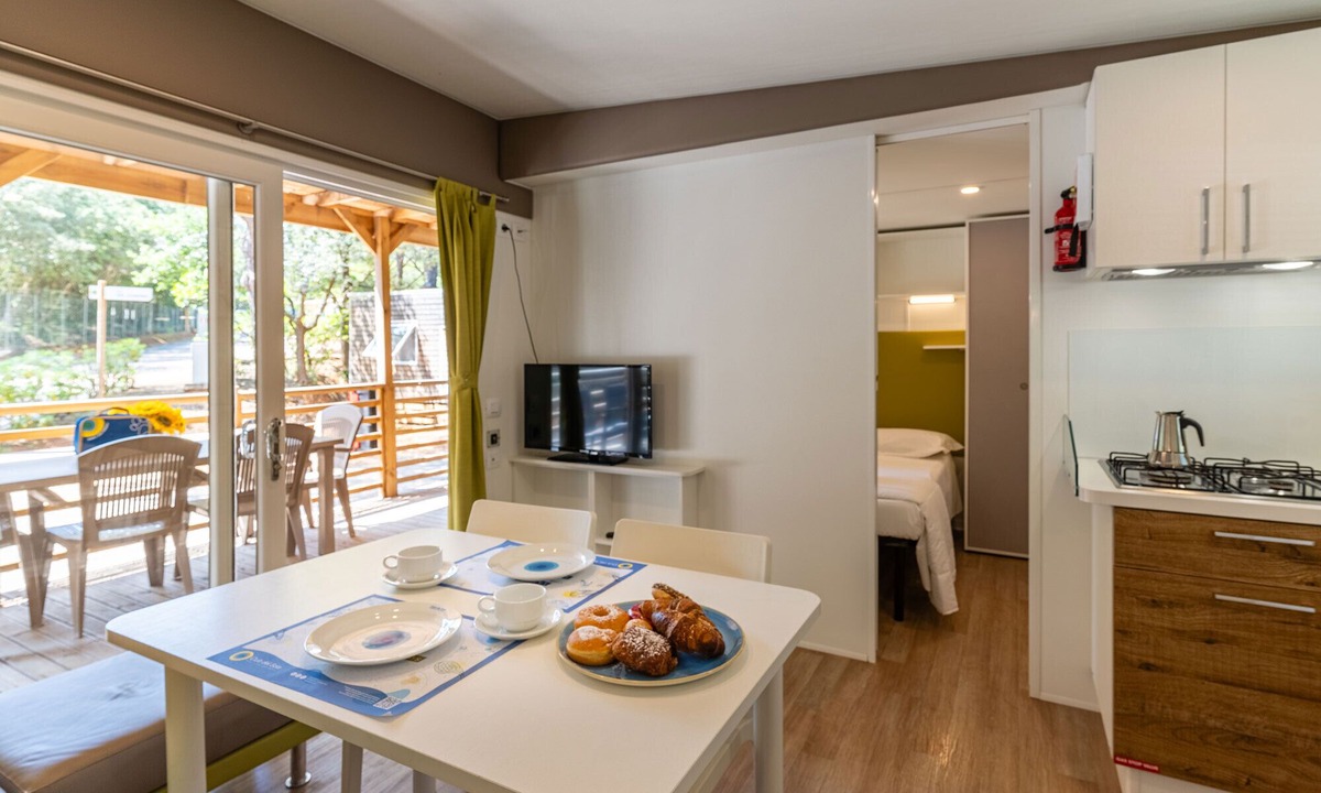 Le Rocchette RV Rental | Club del Sole Stella del Mare Family Collection.