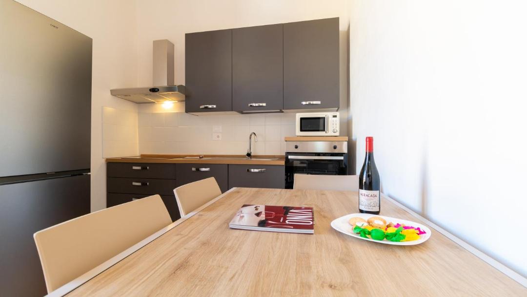 Oristano Apartment | Loggia Padronale Eleganti Suite nel Cuore di Oristano