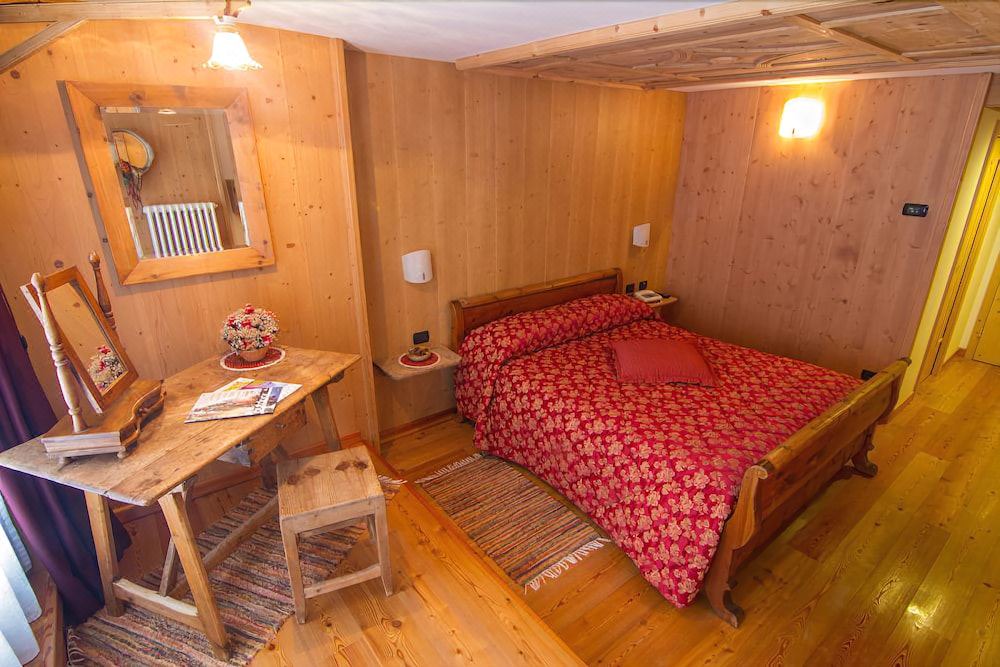 Photo of Bedroom in Santa Caterina Valfurva