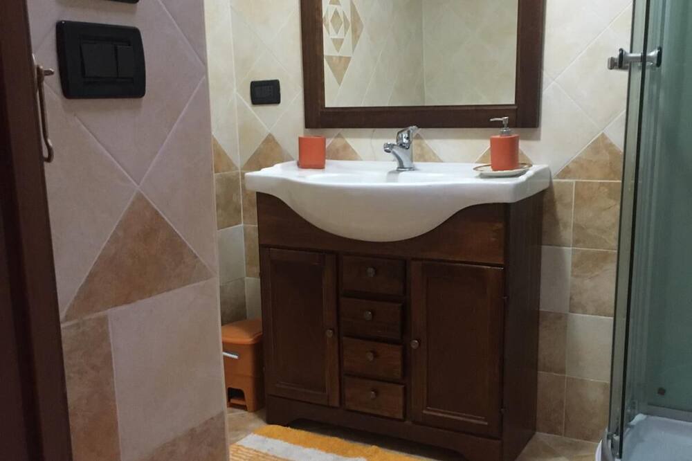 Photo of Bathroom in Villanova Monteleone