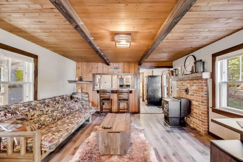 Photo of Livingroom in East Corinth