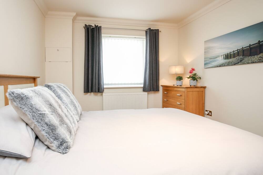 Photo of Bedroom in Edern