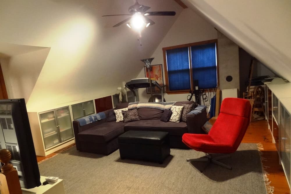 Photo of Bedroom in Pemaquid Beach