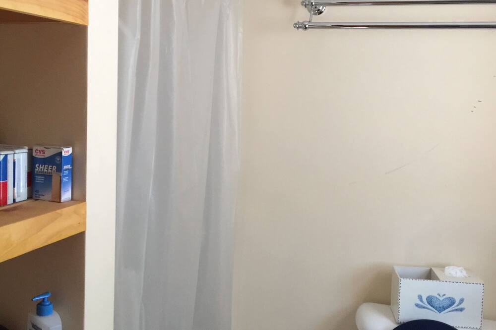 Photo of Bathroom in Hanover