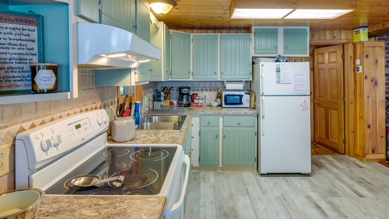 Photo of Kitchen in Saint Agatha