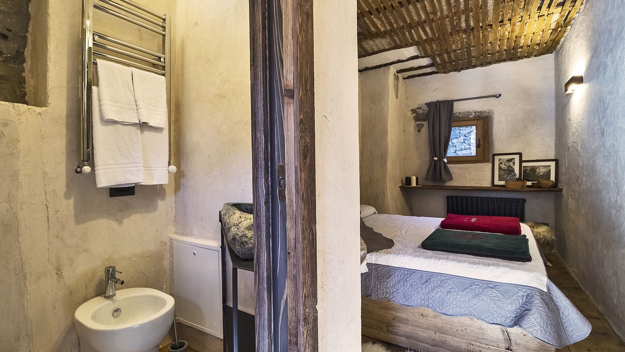 Photo of Bedroom in Courmayeur