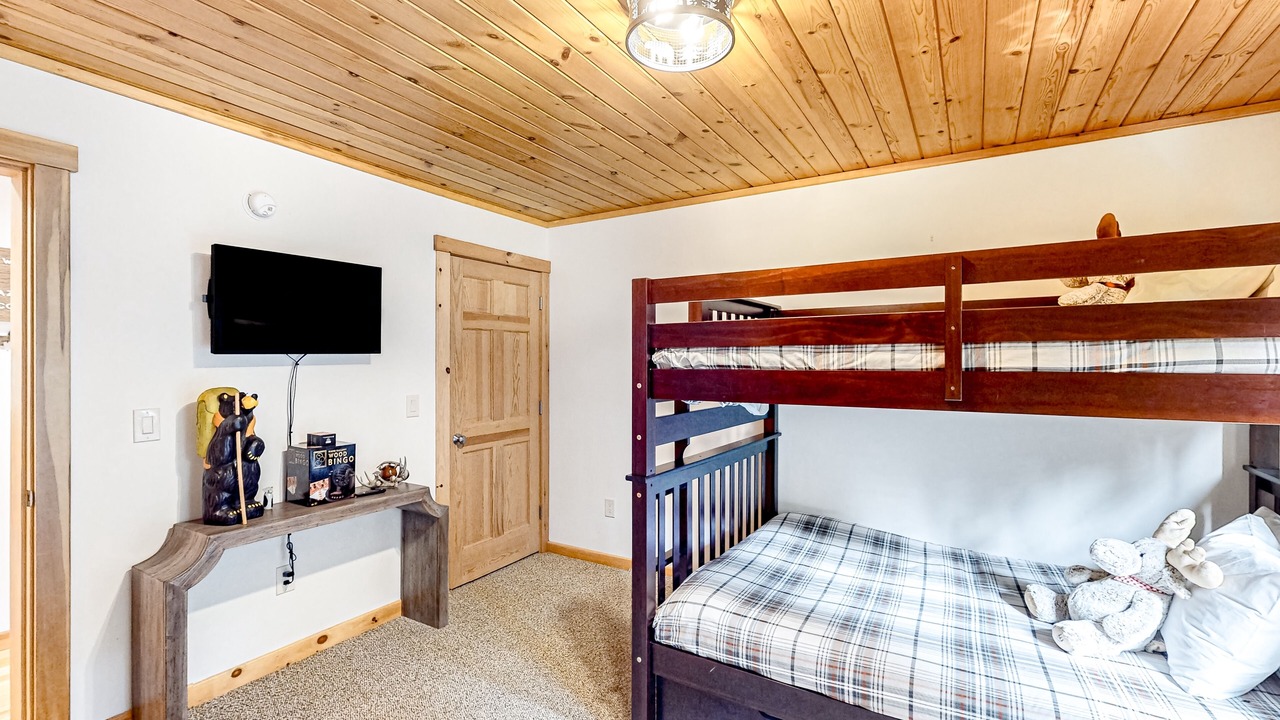 Photo of Bedroom in Rumford Center