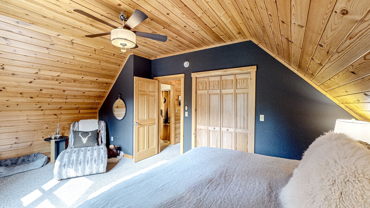 Photo of Bedroom in Rumford Center