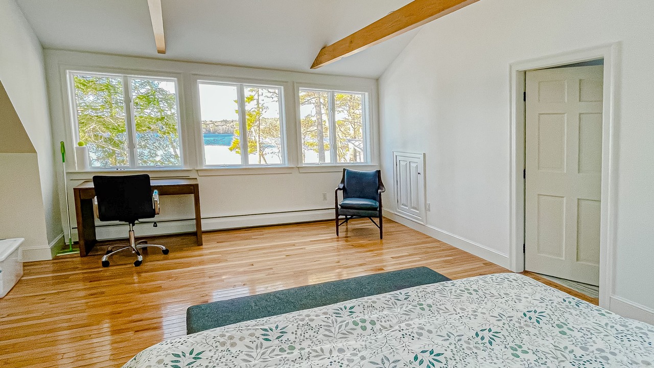 Photo of Bedroom in Nobleboro
