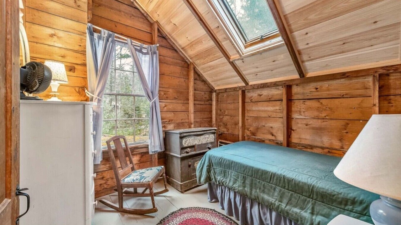 Photo of Bedroom in Bayville