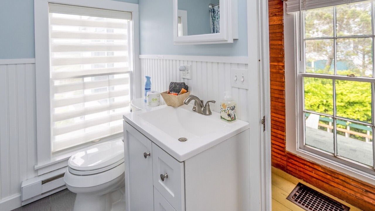 Photo of Bathroom in Ocean Point