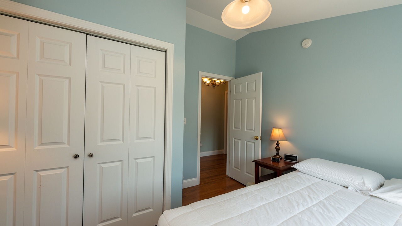 Photo of Bedroom in Mid-Coast and Islands