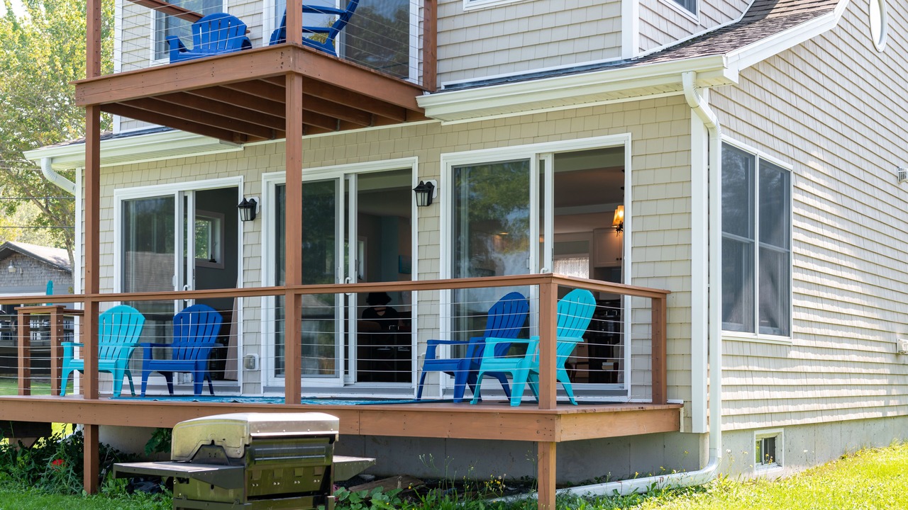 Photo of Patio Balcony in Mid-Coast and Islands