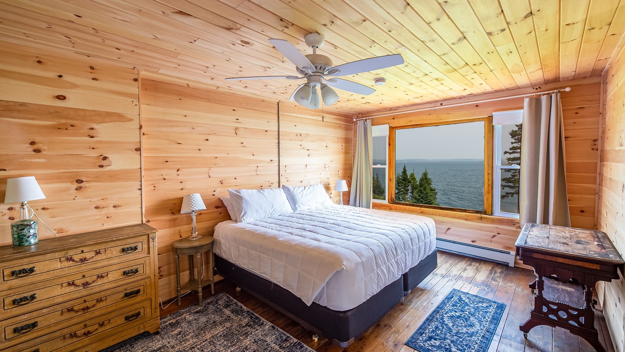 Photo of Bedroom in Orrs Island