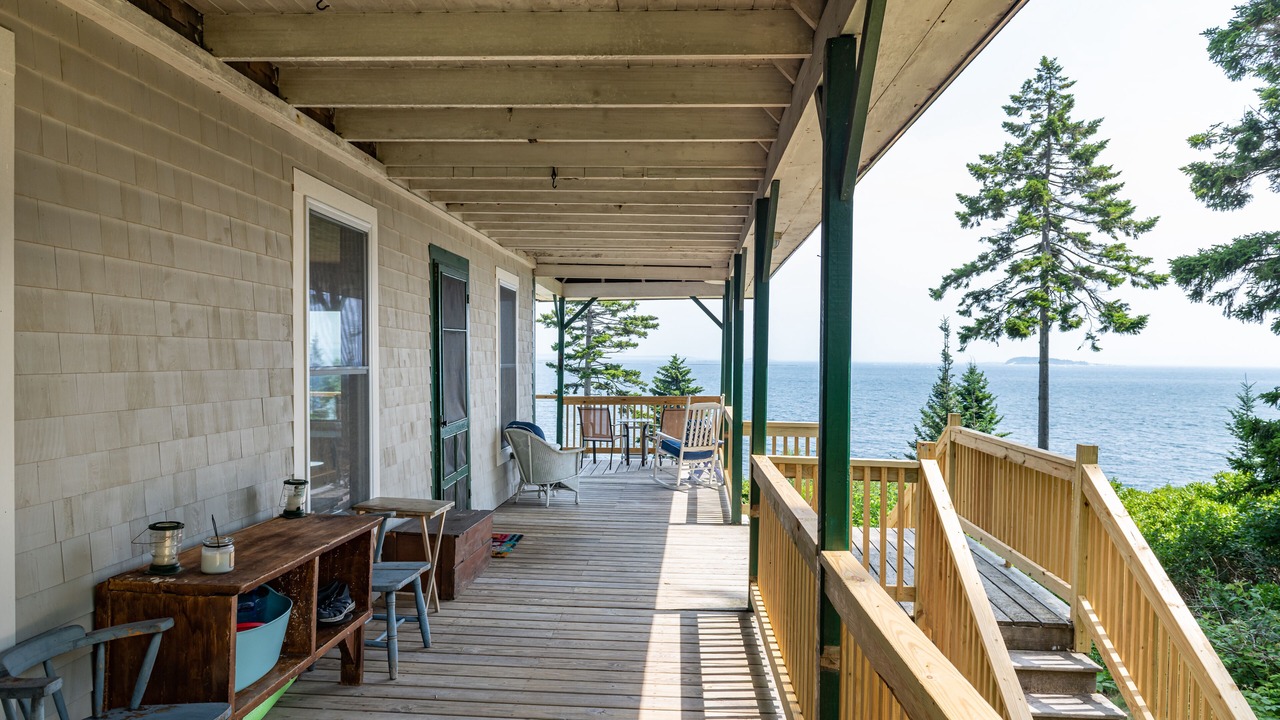 Photo of Patio Balcony in Orrs Island
