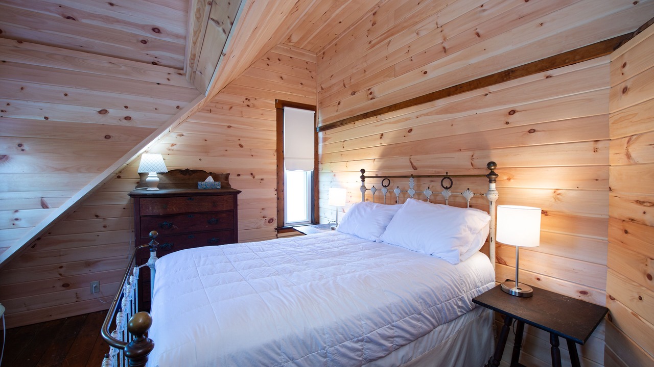 Photo of Bedroom in Orrs Island