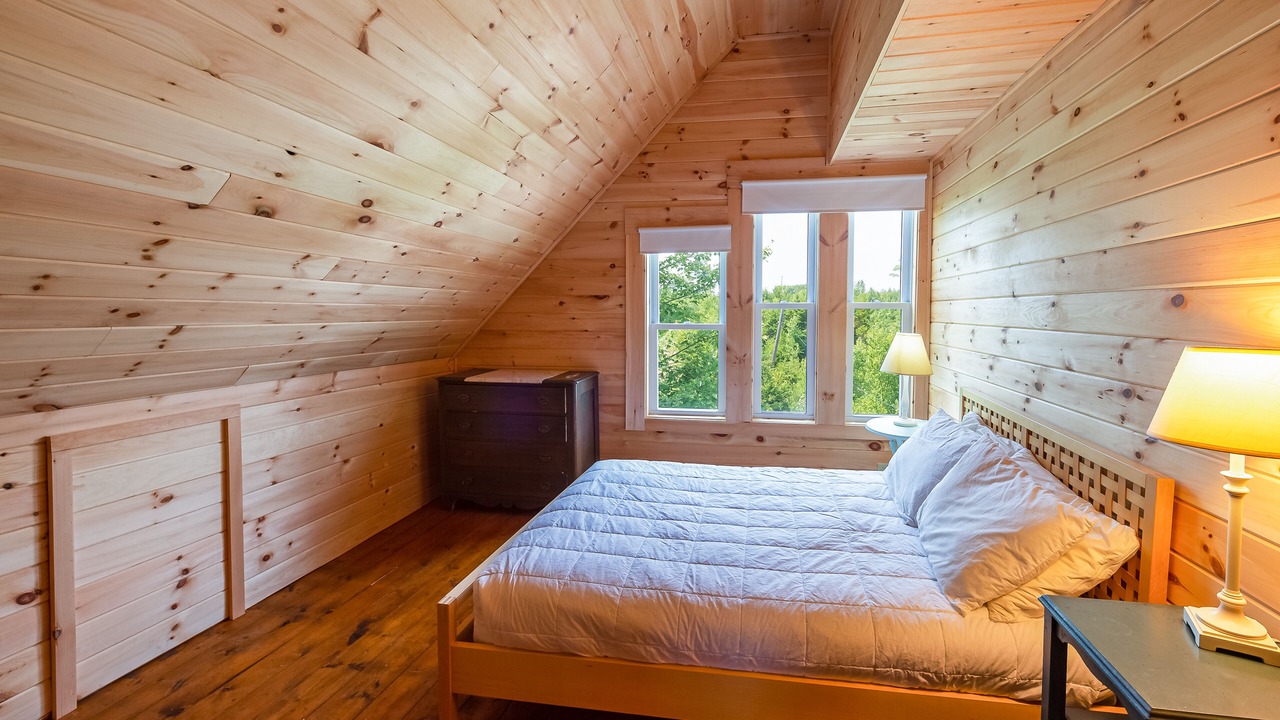 Photo of Bedroom in Orrs Island