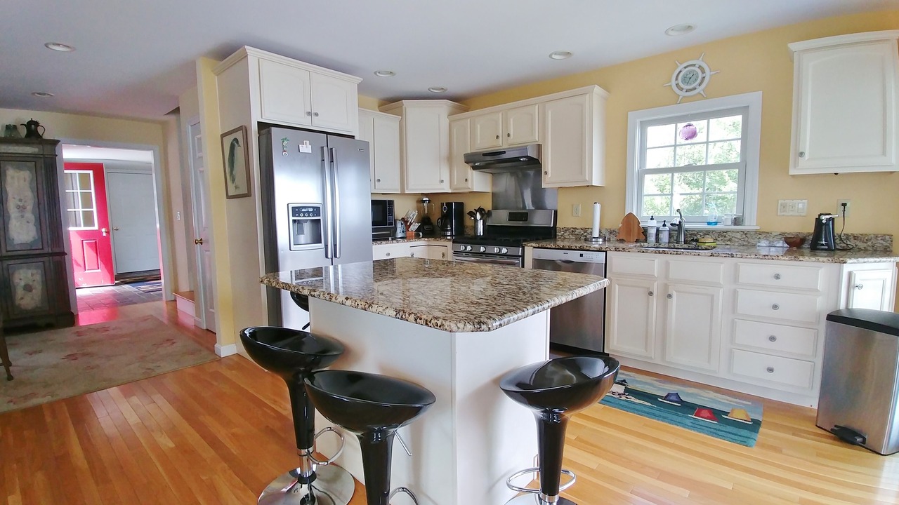 Photo of Kitchen in Mid-Coast and Islands