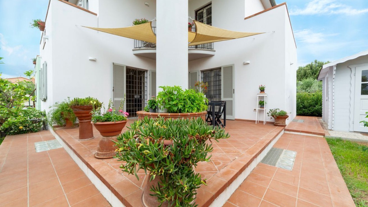 Photo of Patio Balcony in Lumiere