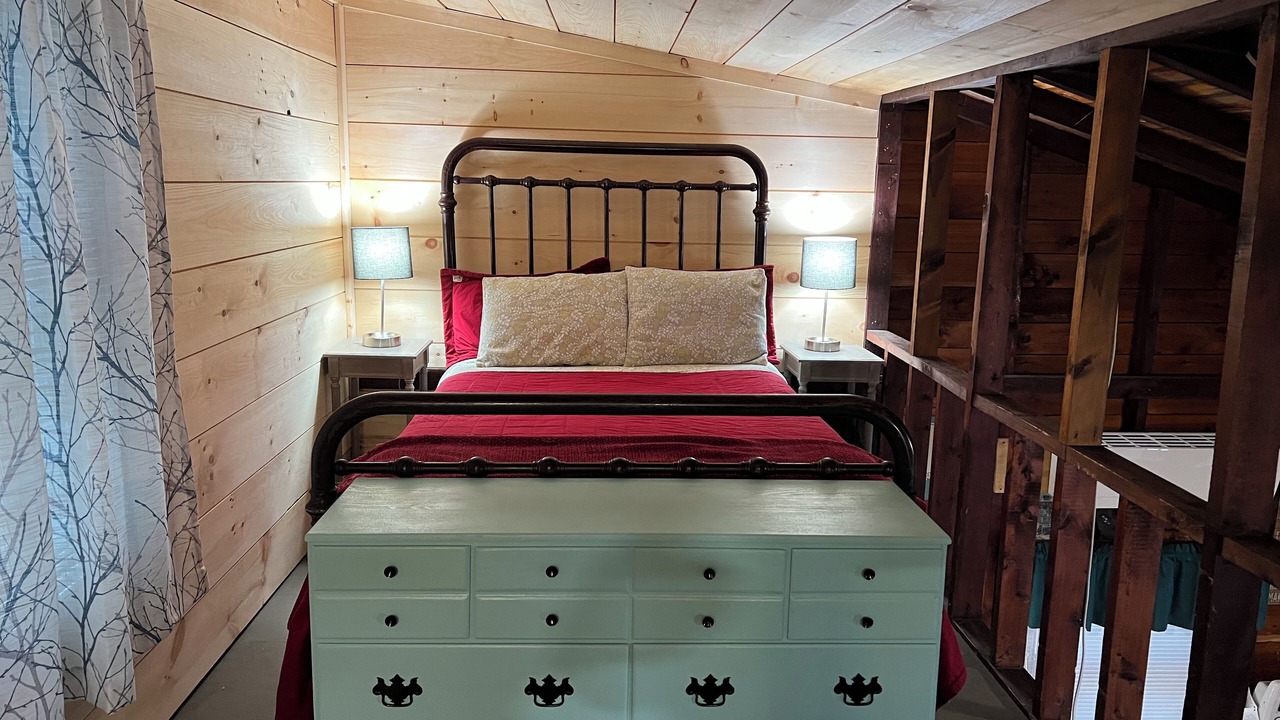 Photo of Bedroom in East Holden