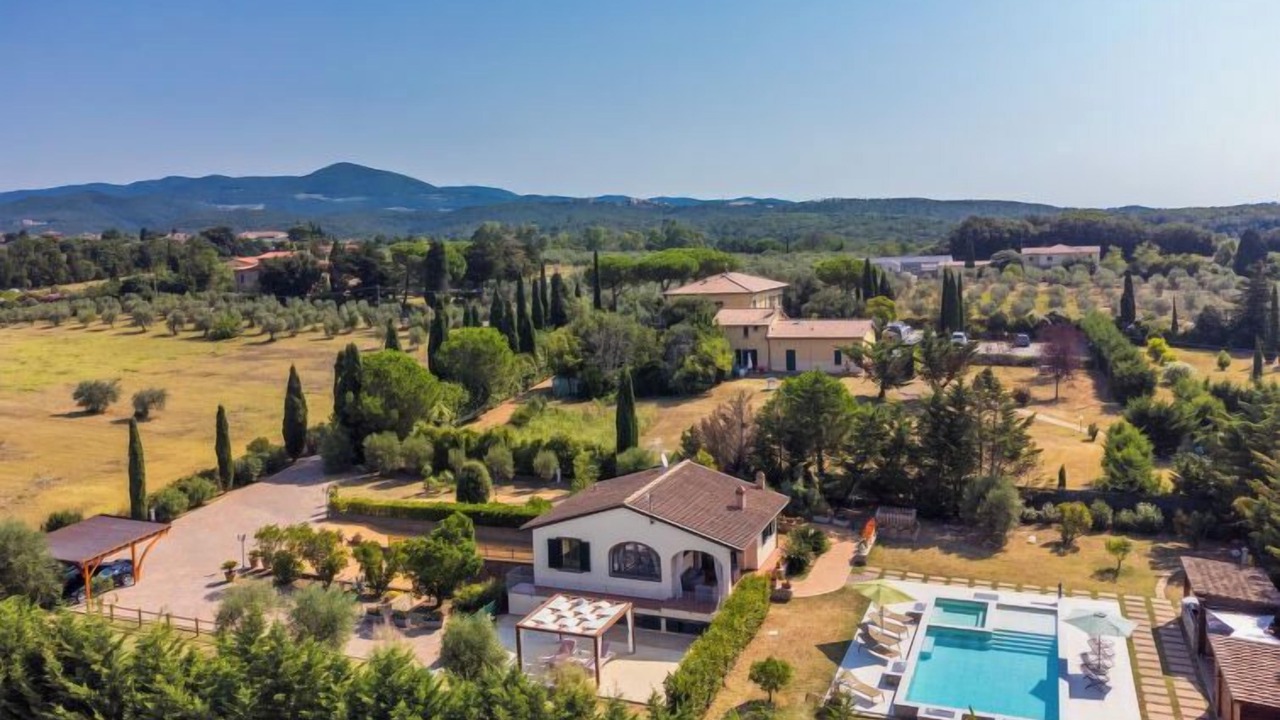 Photo of Outdoor in Cecina
