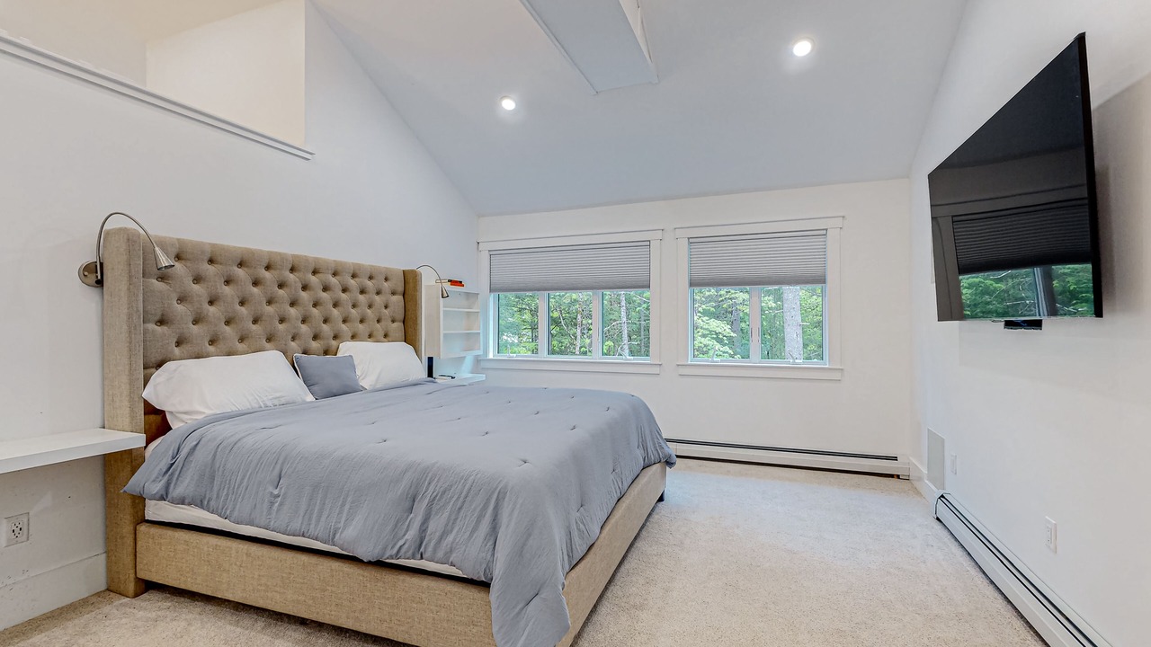 Photo of Bedroom in Dixfield