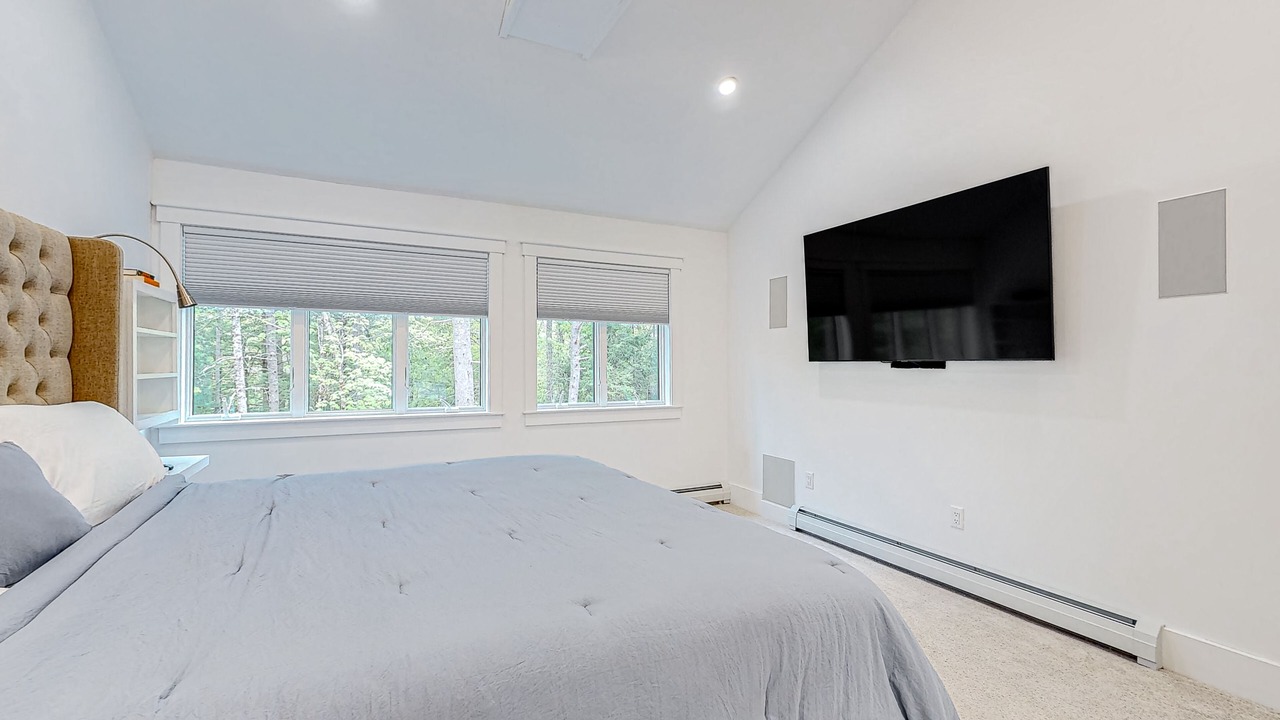 Photo of Bedroom in Dixfield
