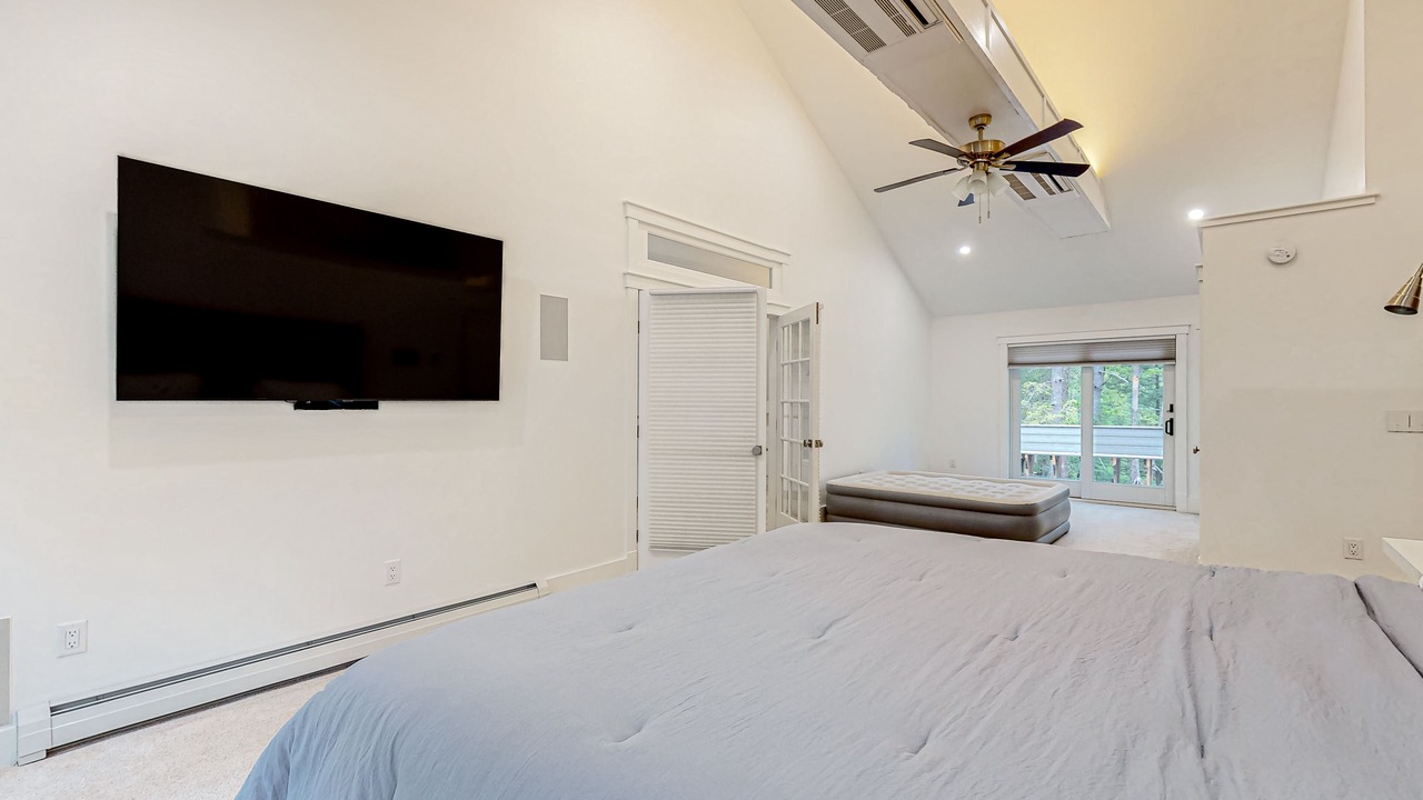 Photo of Bedroom in Dixfield