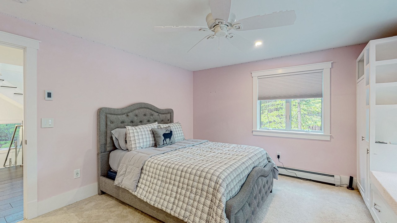 Photo of Bedroom in Dixfield