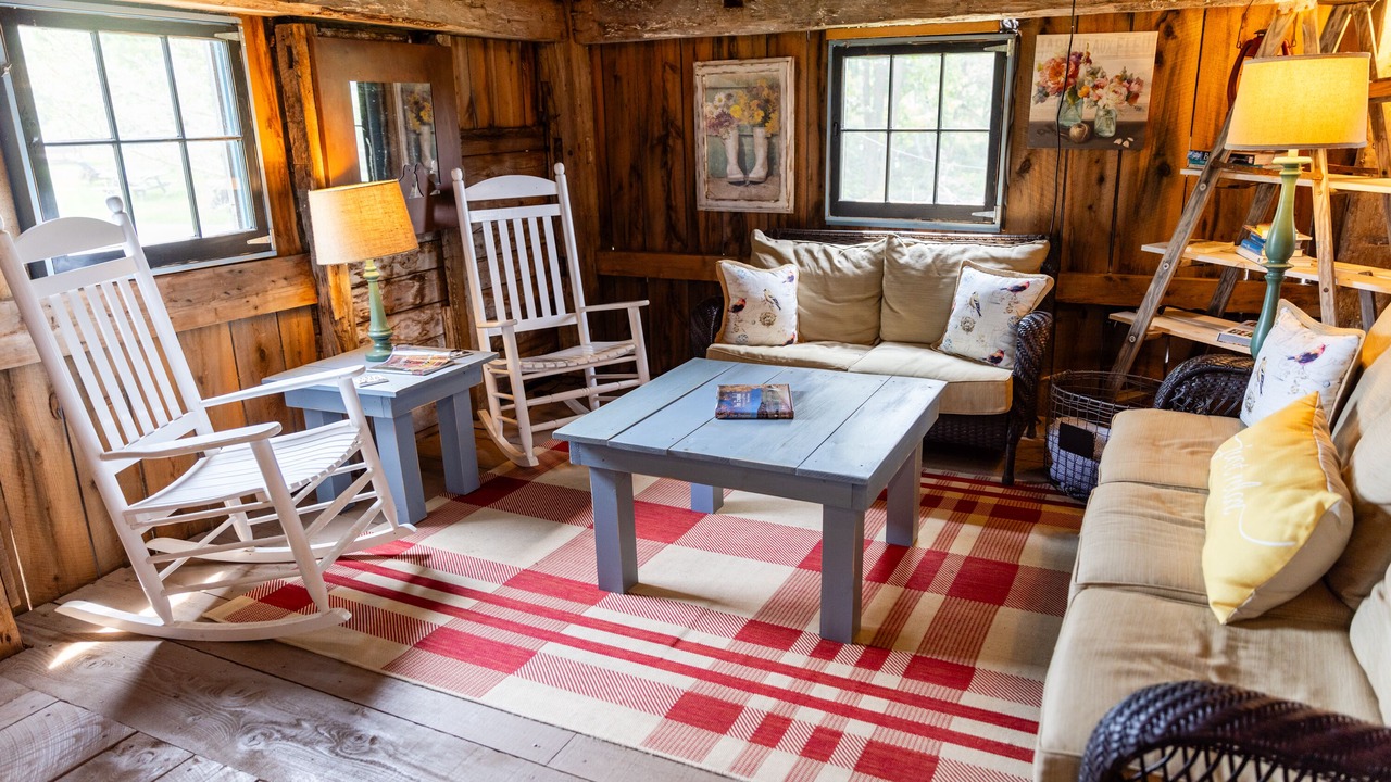 Photo of Livingroom in Turner